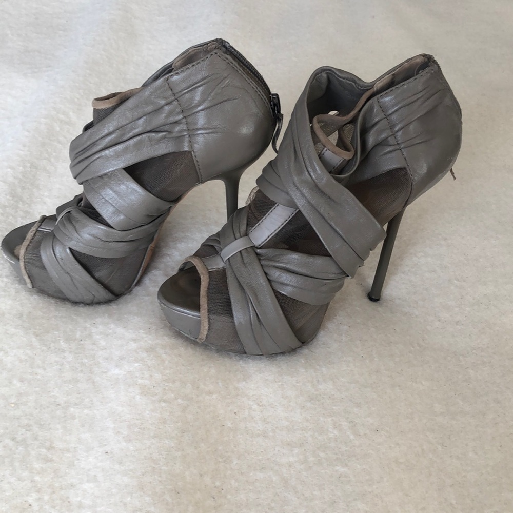 LAMB 6 Grey Stilettos